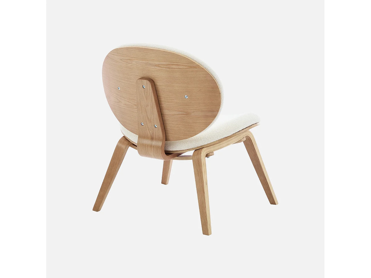 Fauteuil Japandi relax en bois courbé effet chêne naturel et bouclette texturée