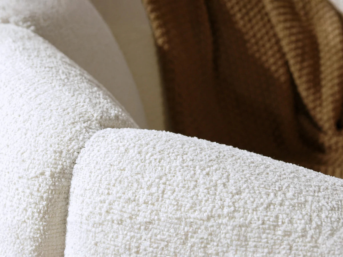 Fauteuil Japandi coquillage en tissu chenille beige - Delipo