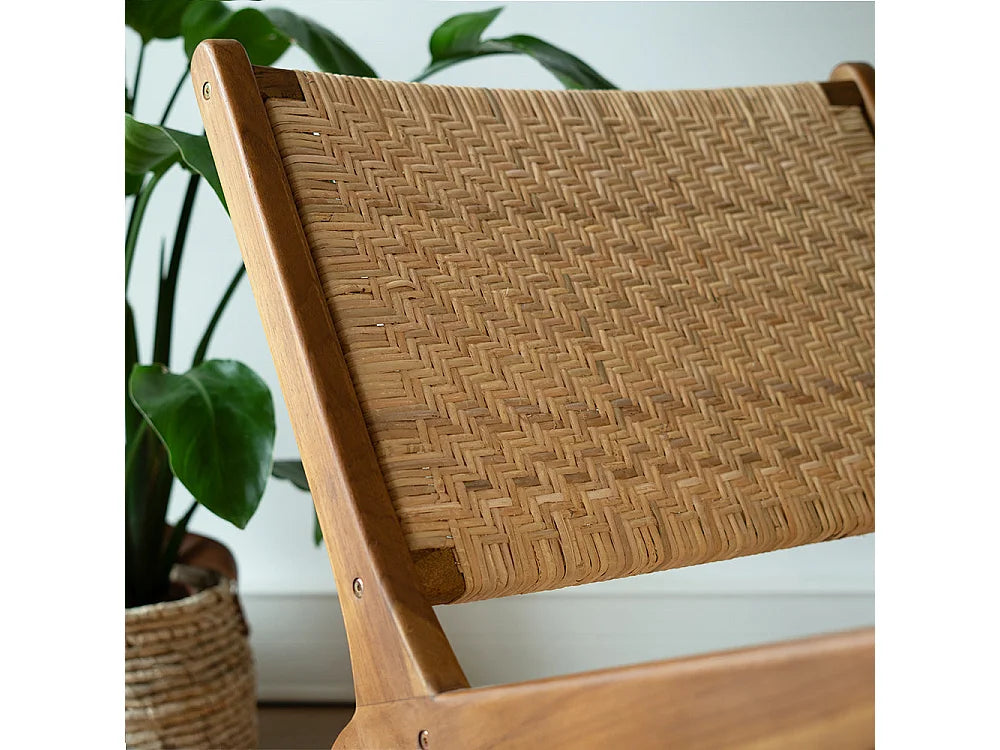 Fauteuil Japandi en bois de teck et rotin tressé naturel - Kilka