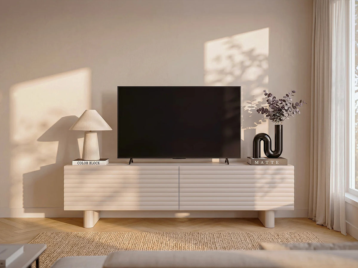 Meuble TV Japandi 2 portes façade rainurée en MDF beige 150 x 46,1 cm - Ludima