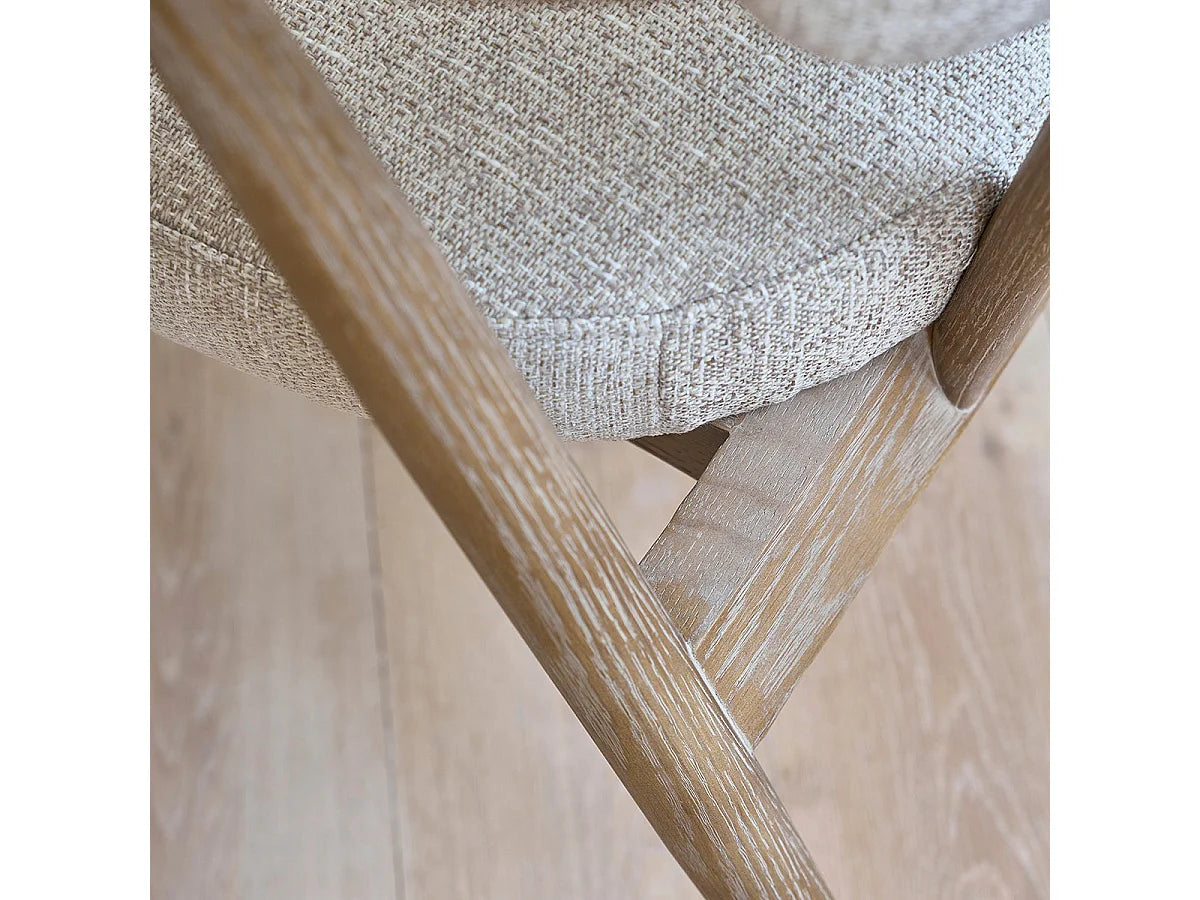 Fauteuil Japandi en bois de chêne massif et tissu texturé beige chiné - Eugène