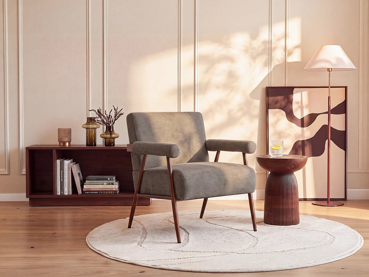 Fauteuil Japandi en tissu texturé taupe avec pieds effet bois - Mirosia
