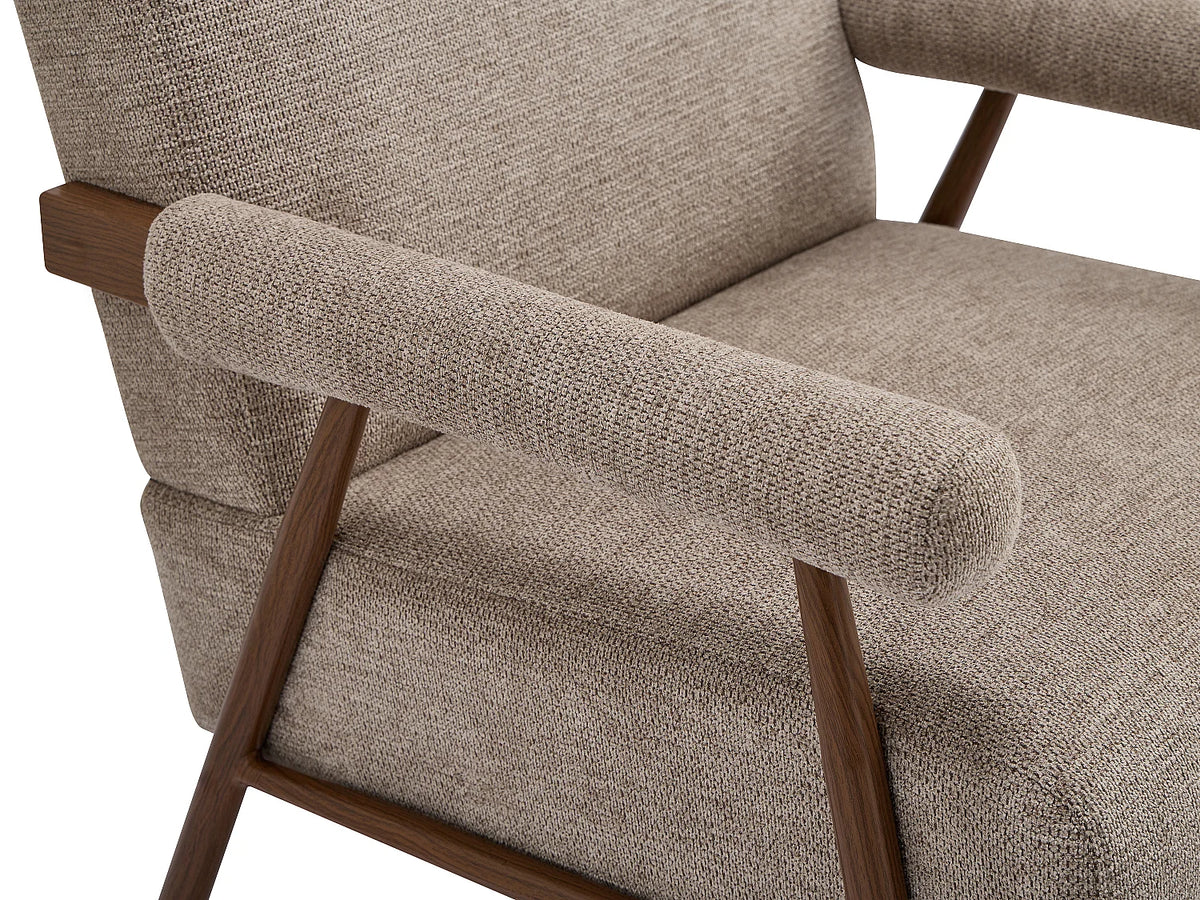 Fauteuil Japandi en tissu texturé taupe avec pieds effet bois - Mirosia