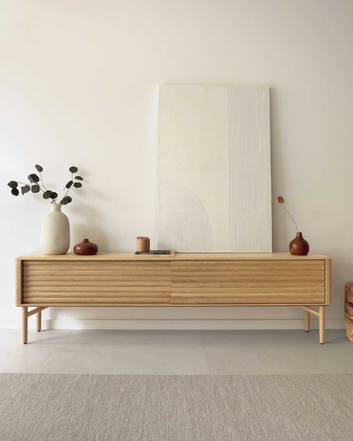 Meuble TV Japandi 2 portes en bois et placage de chêne 200 x 57 cm - Lenon