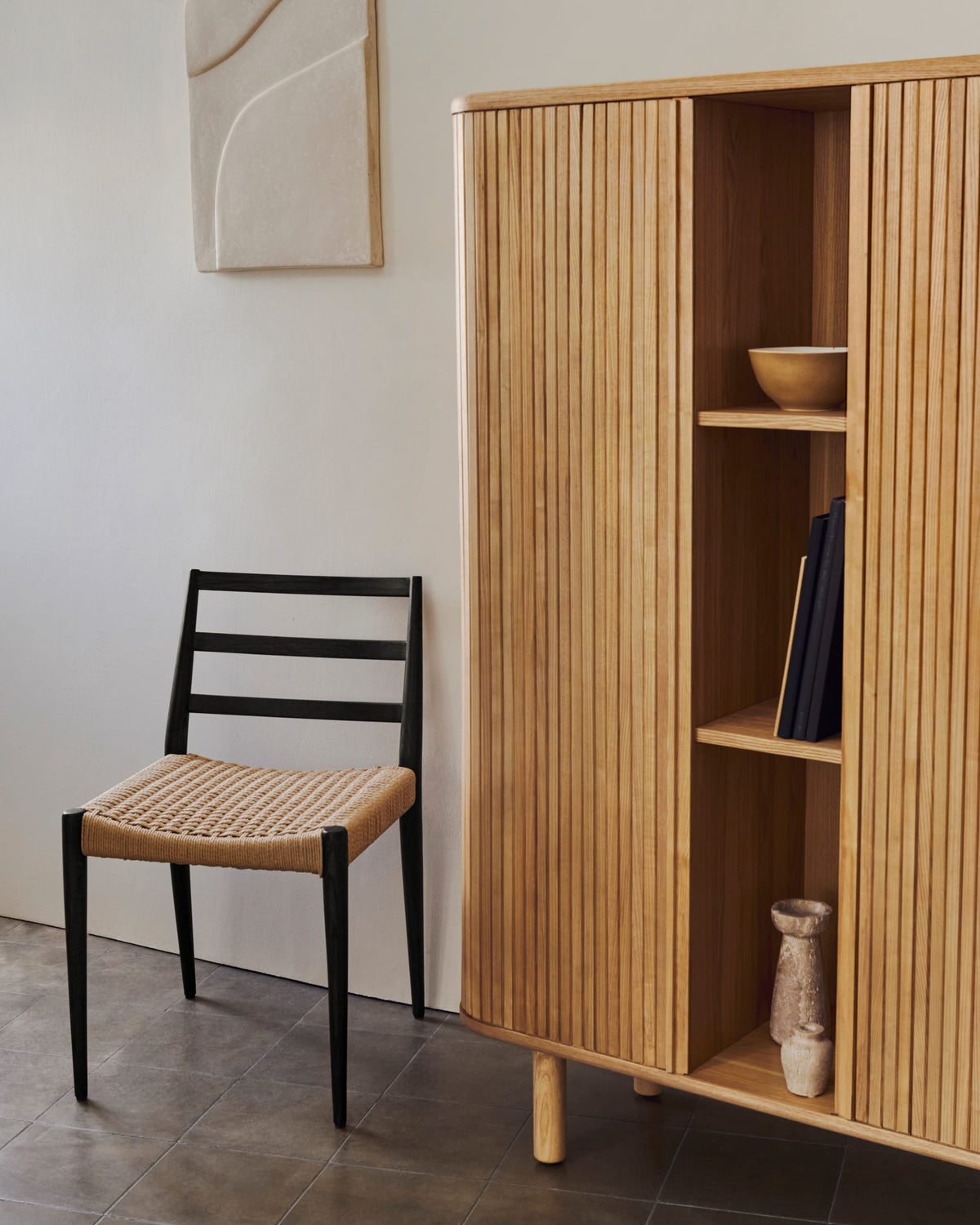 Buffet haut Japandi 2 portes en placage de frêne finition naturelle 110 x 160 cm - Mailen