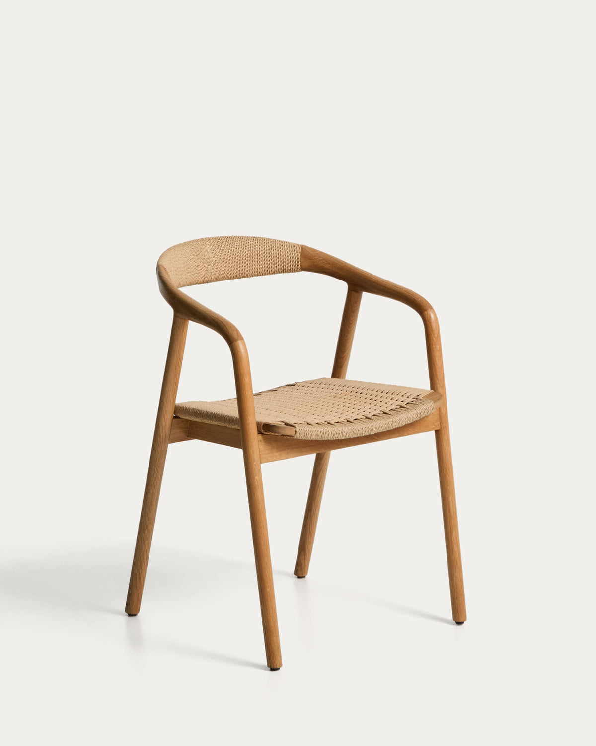 Chaise Japandi en bois de chêne avec finition ton naturel et corde en papier beige - Derile