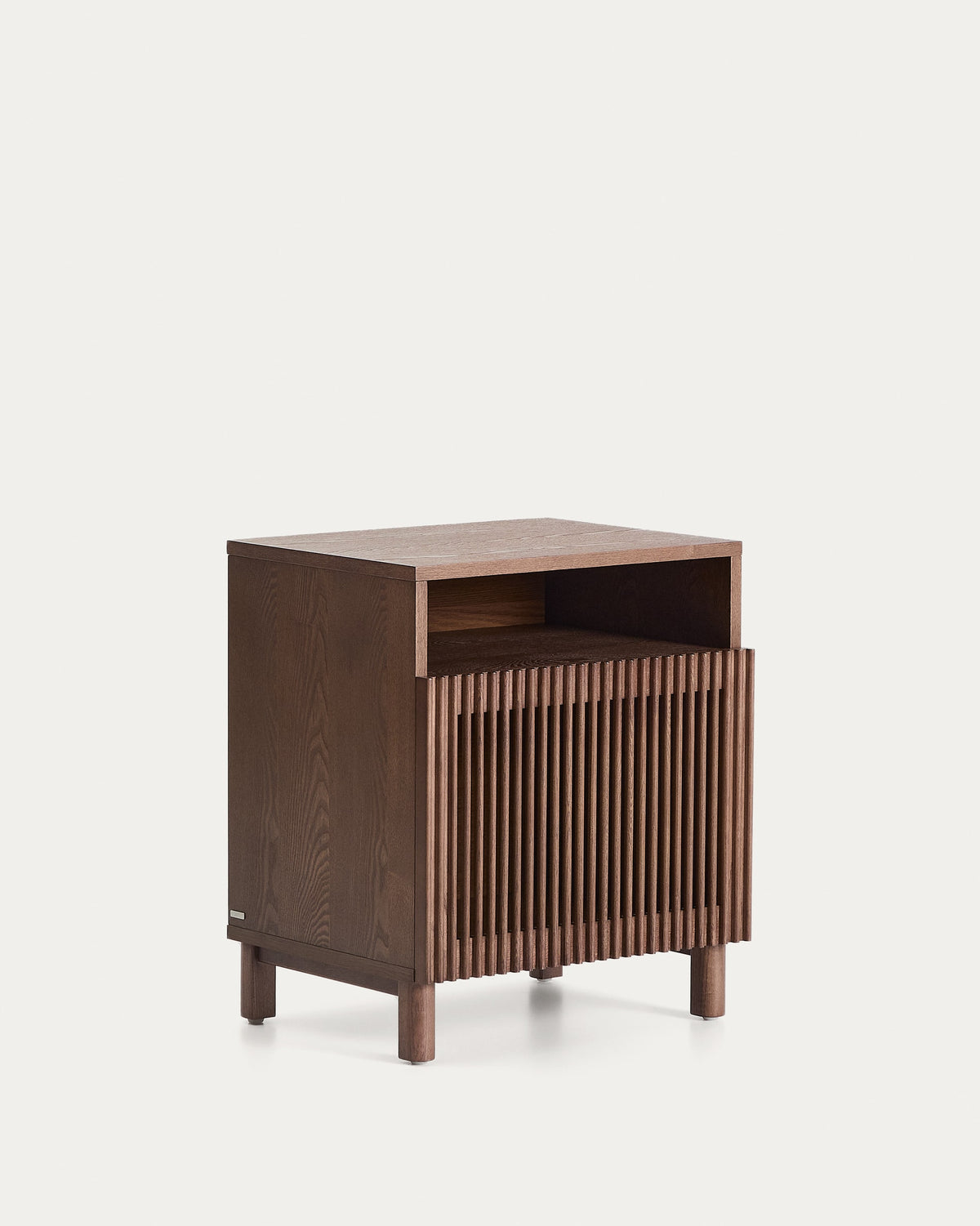 Table de nuit Japandi en placage et bois de frêne finition ton noyer 53 x 62,5 cm - Beyla
