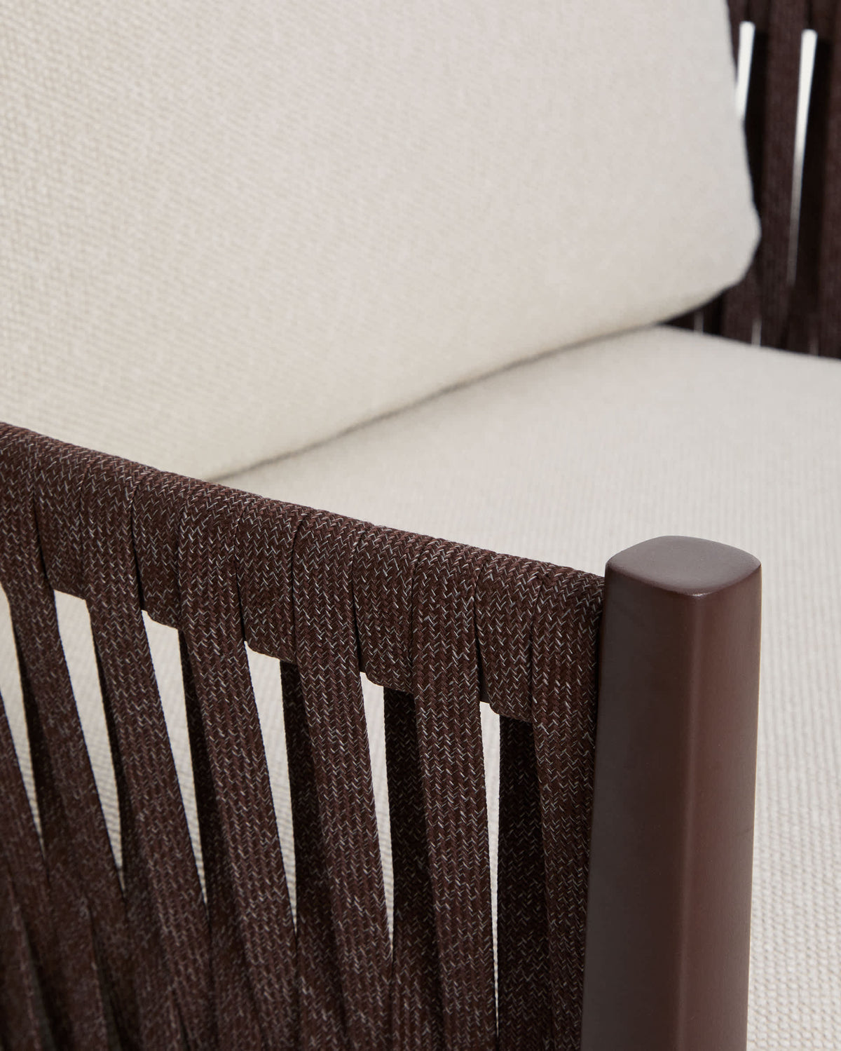 Ensemble Japandi canapé 3 places, 2 fauteuils et table basse en aluminium et corde synthétique marron - Aleria