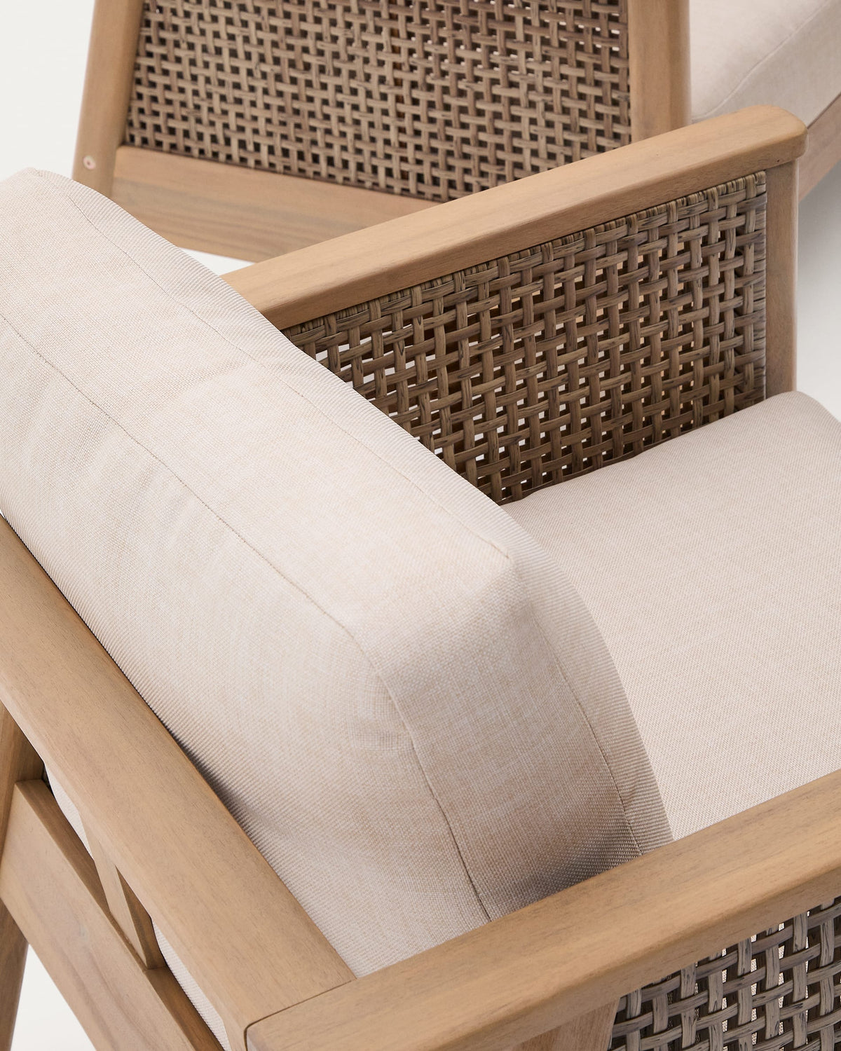 Ensemble Japandi composé d'un canapé 2 places, de 2 fauteuils et d'une table basse en bois d'acacia - Alabe
