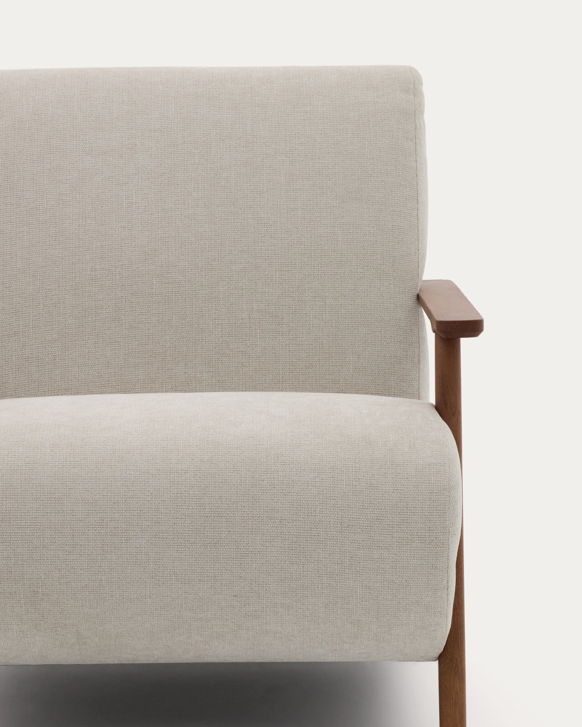 Fauteuil Japandi en chenille perle et bois de frêne finition noyer - Meghan