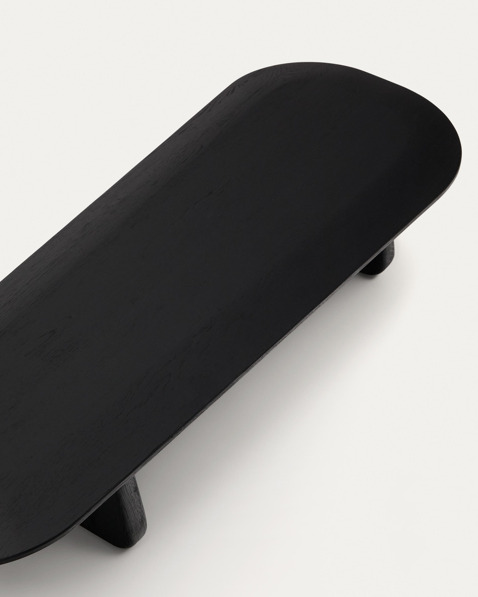 Table basse Japandi en bois de chêne finition noire 147 x 65 cm - Pirita