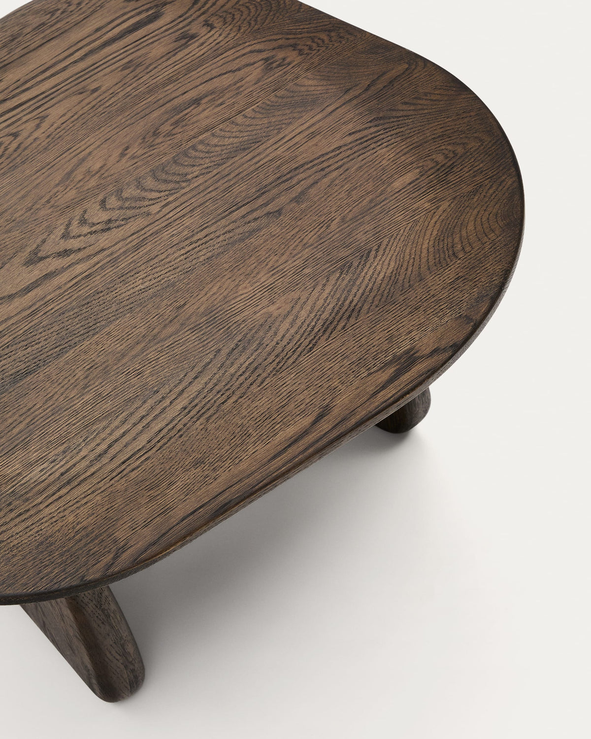 Table auxiliaire Japandi en bois de chêne finition foncée 71 x 70 cm - Pirita