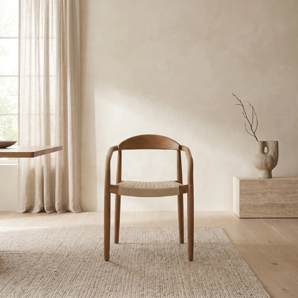 Chaise empilable Japandi en bois massif d'acacia et corde écrue - Nina