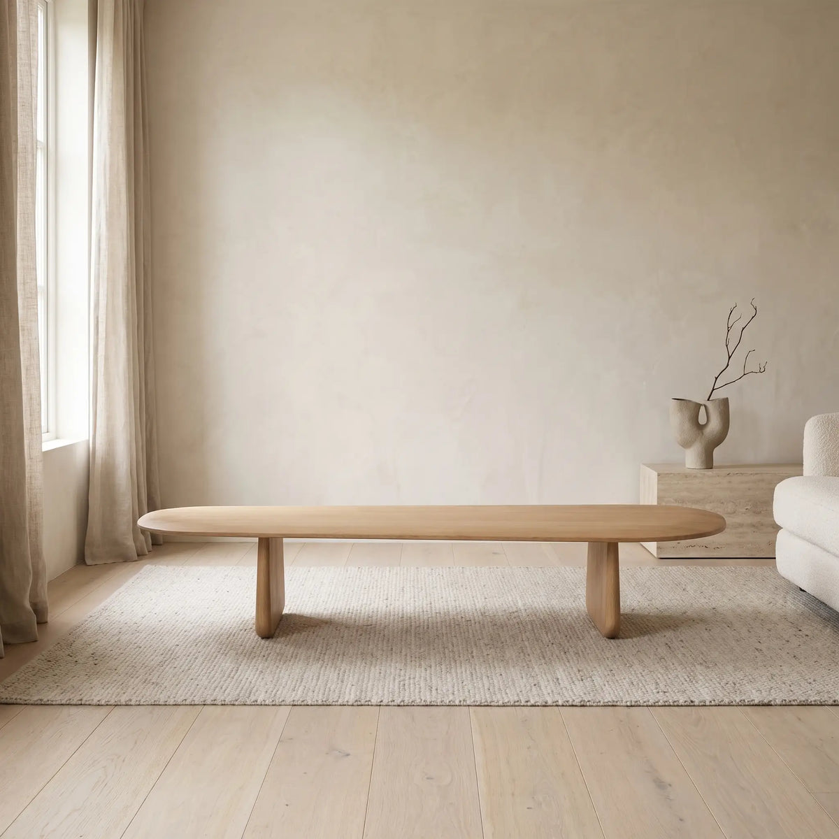Table basse Japandi en bois de chêne finition naturelle 147 x 65 cm - Pirita