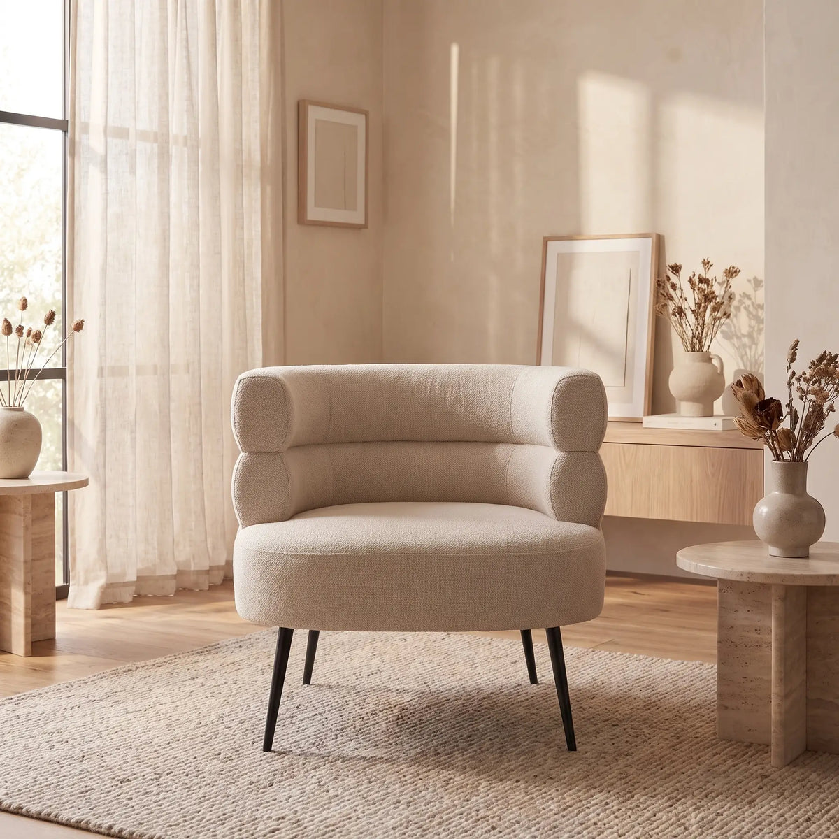Fauteuil Japandi en tissu beige avec pieds en métal - Camedo