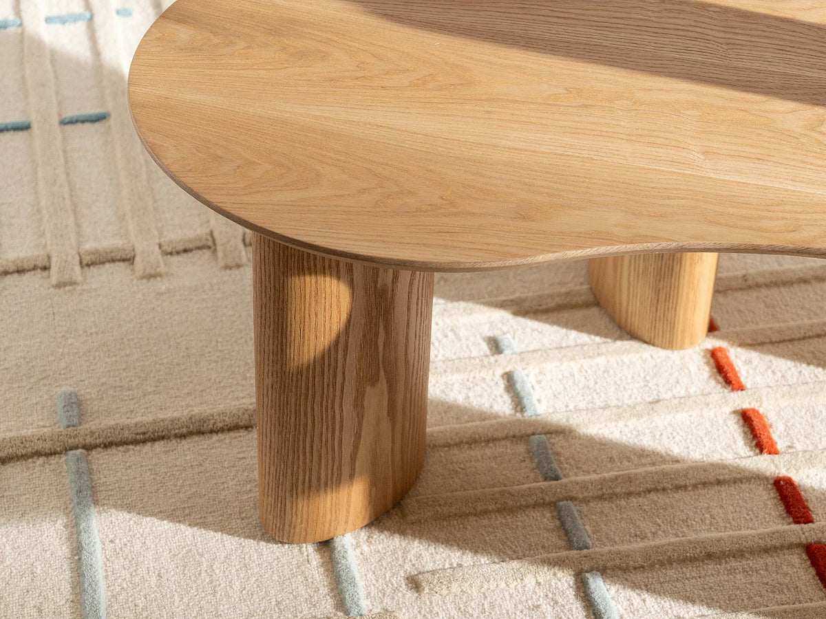 Table basse Japandi organique en placage de frêne naturel clair 120 x 70 cm - Calynor