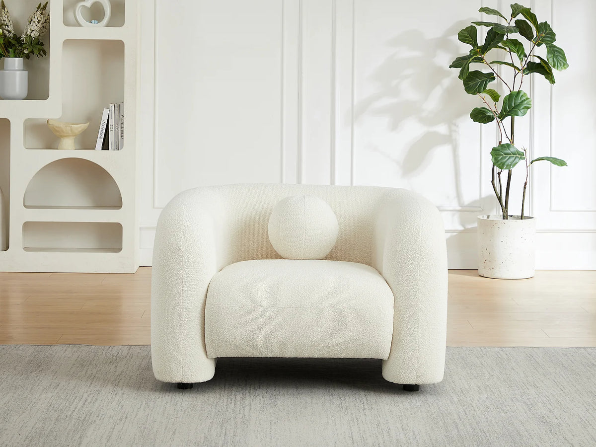 Fauteuil Japandi arrondi en tissu bouclette blanc ivoire - Ovotas