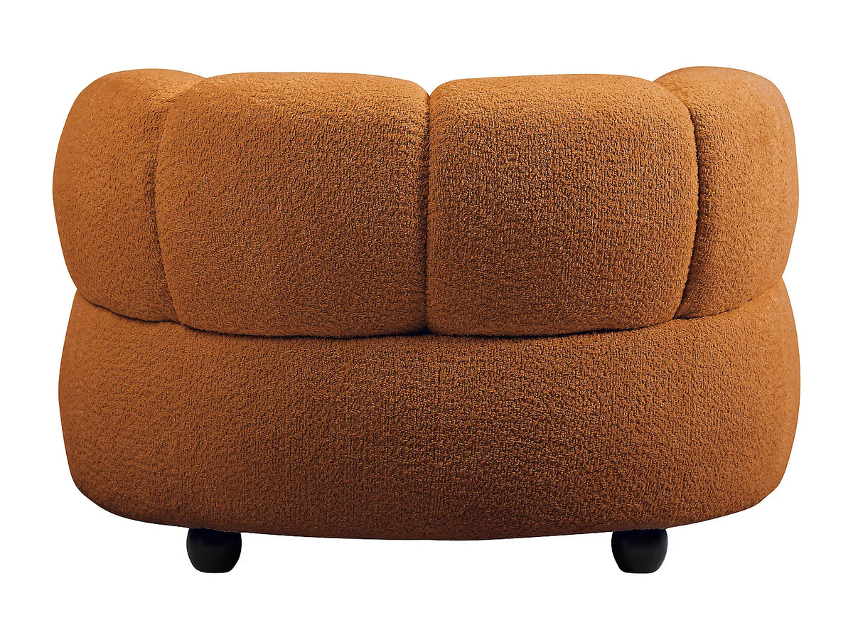 Fauteuil Japandi matelassé en bouclette terracotta avec pieds en bois - Coliani