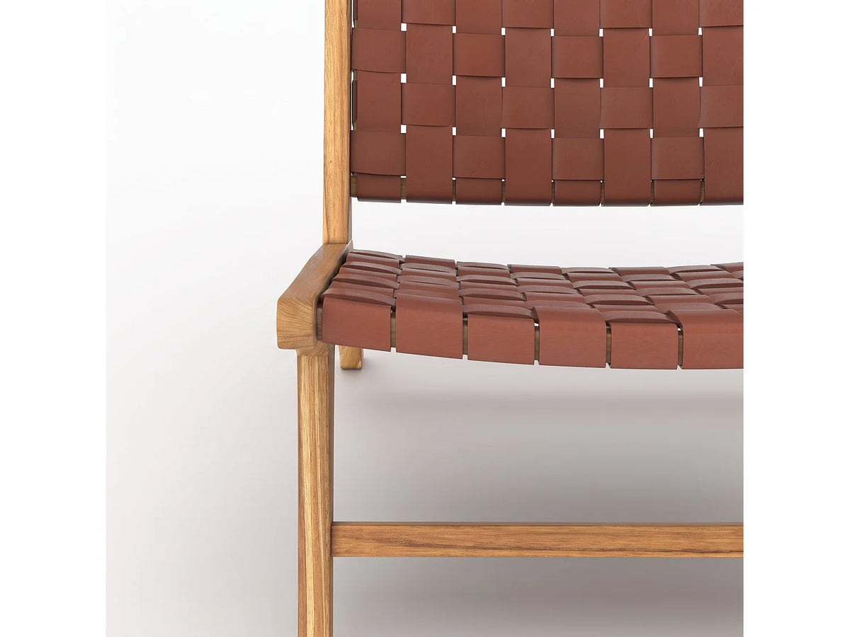 Fauteuil Japandi en bois de teck et cuir tressé marron - Kuna