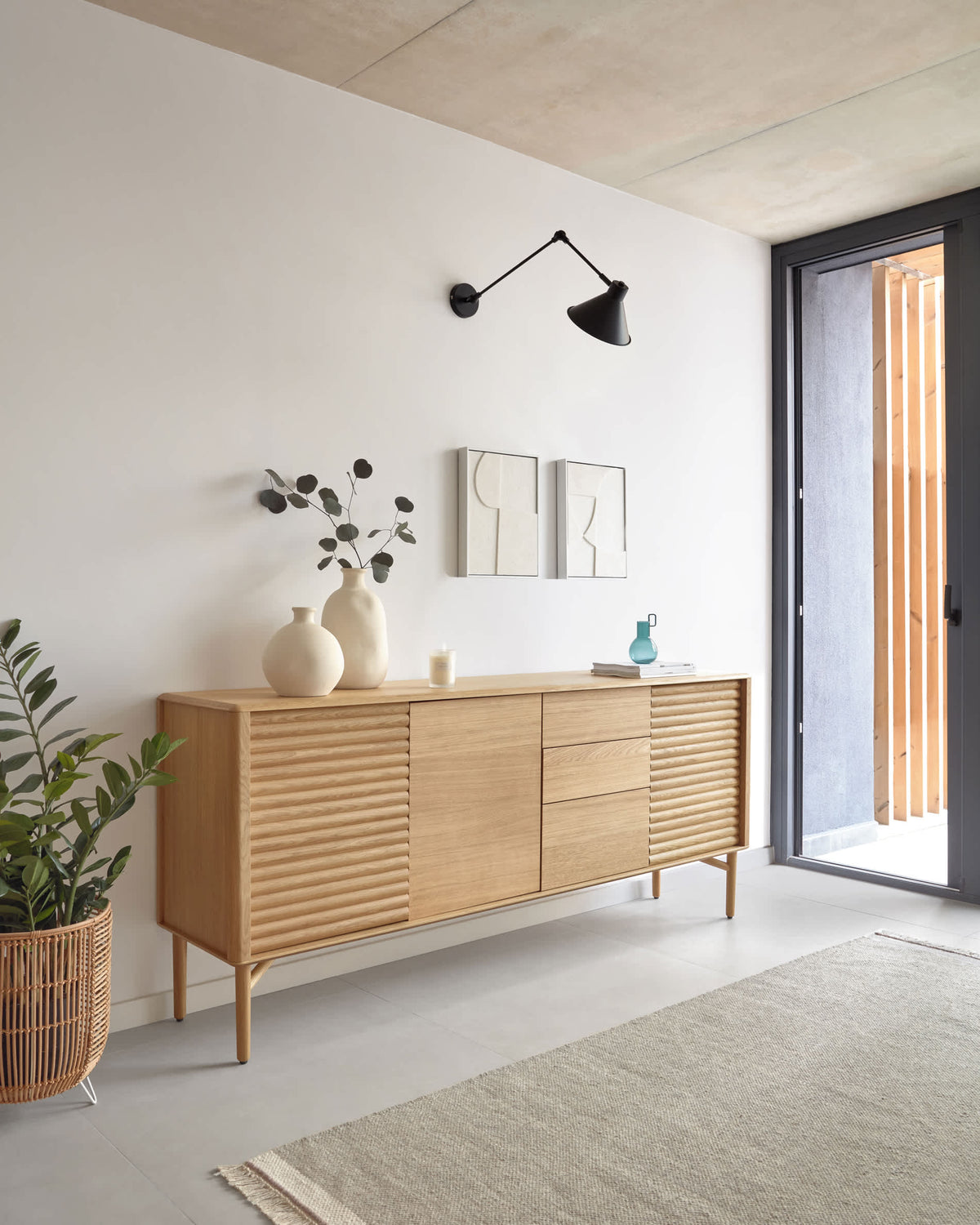 Buffet Japandi 3 portes et 3 tiroirs en bois et placage de chêne 200 x 86 cm - Lenon