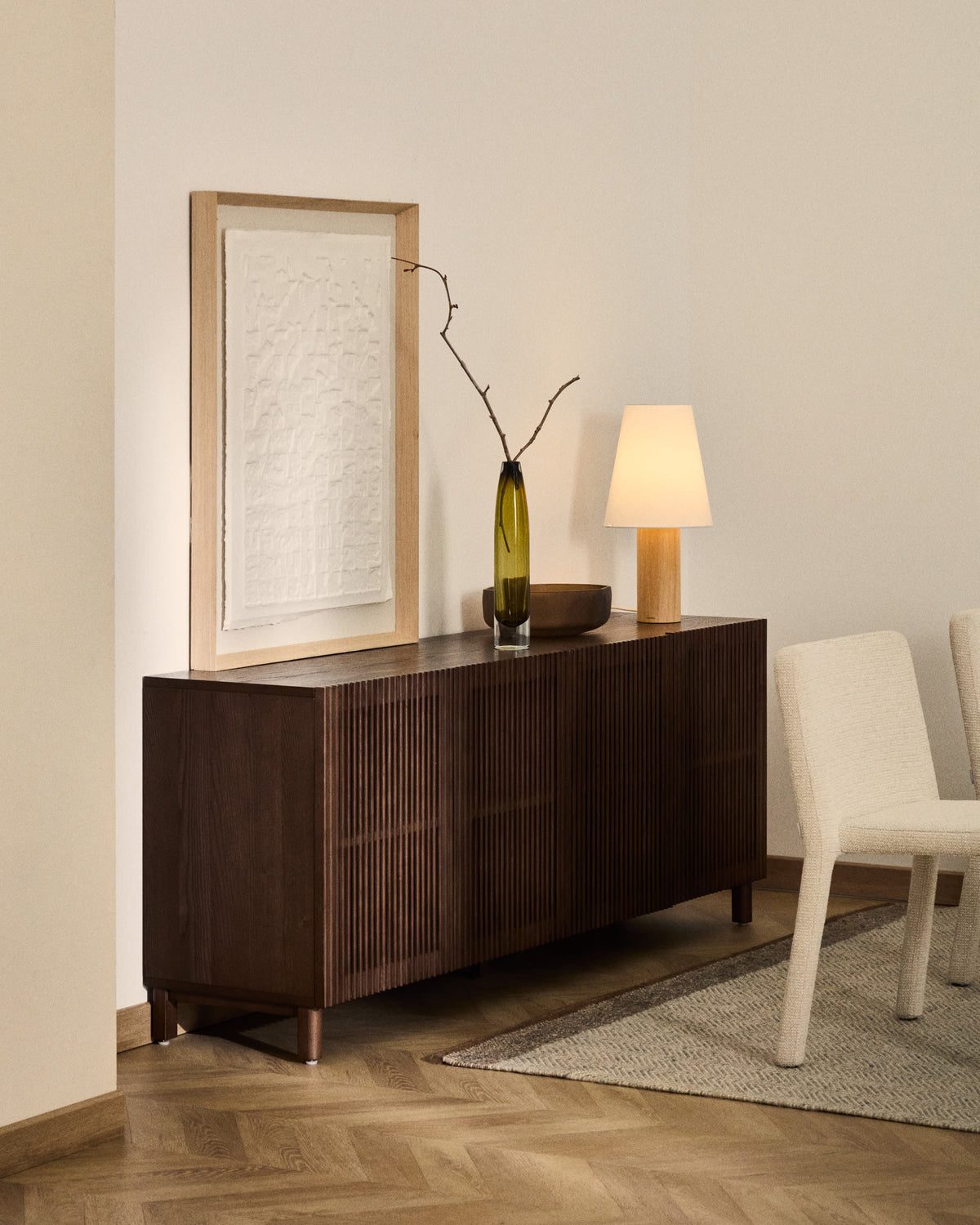 Buffet Japandi 4 portes en placage et bois de frêne finition ton noyer 180 x 71,5 cm - Beyla