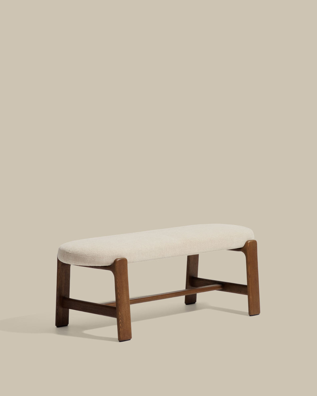 Banc Japandi en chenille beige et bois de frêne finition ton noyer 120 cm - Granite
