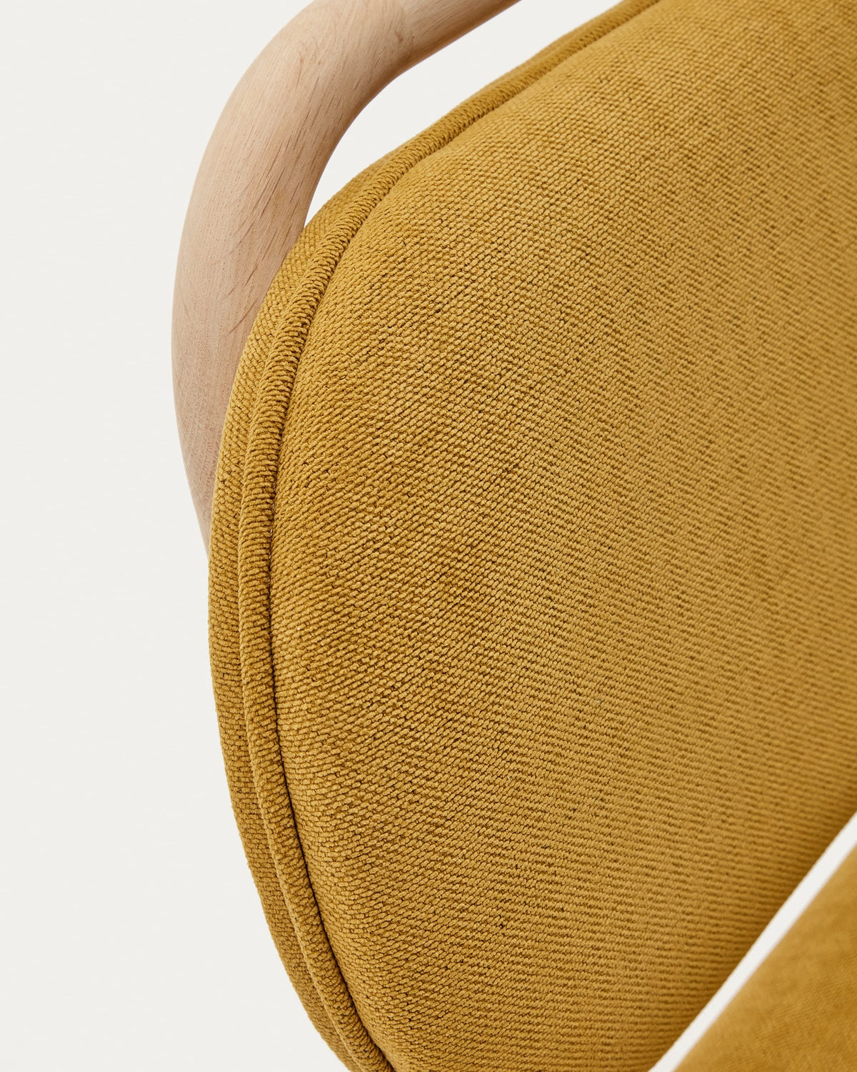 Chaise Japandi en chenille moutarde et bois de chêne - Helda
