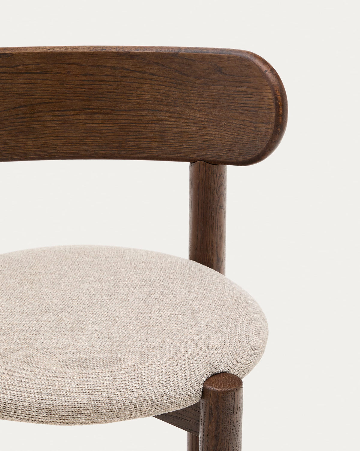 Chaise Japandi en tissu chenille marron et structure en bois de chêne finition noyer - Nebai