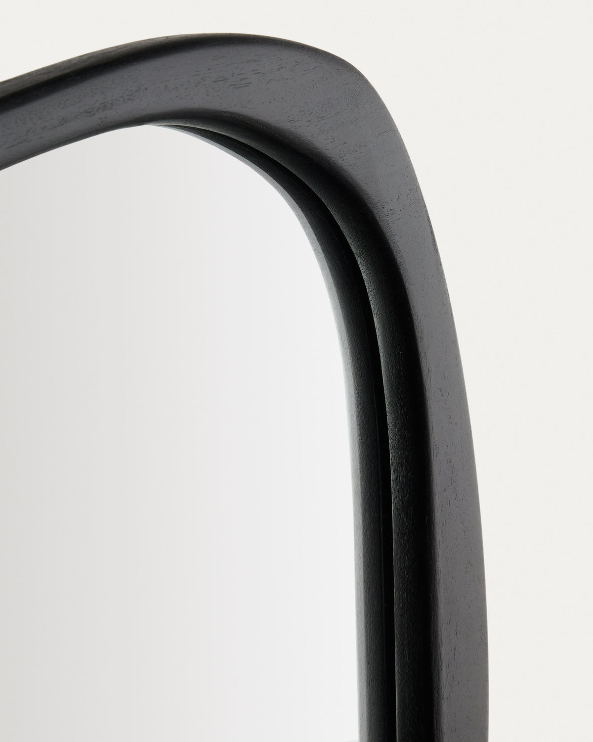Miroir en bois Japandi en teck noir 45,5 x 47 cm - Alura
