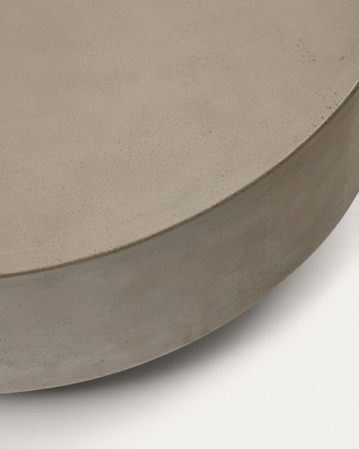 Table basse ronde Japandi en ciment Ø 80 cm - Garbet