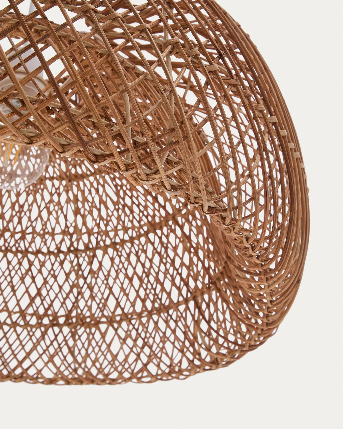 Abat-jour pour suspension Japandi en rotin avec finition ton naturel Ø 60 cm - Isora