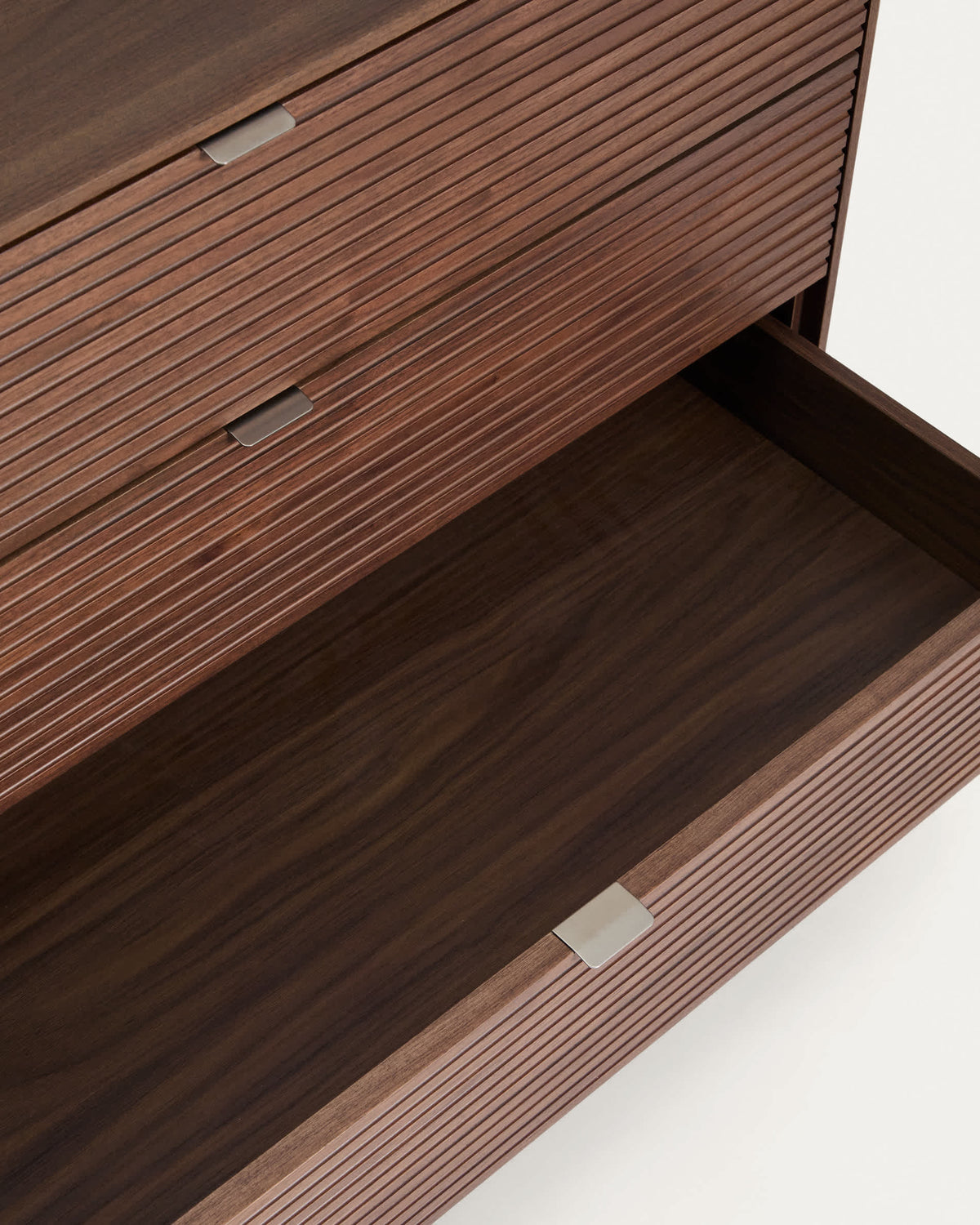 Commode Japandi 3 tiroirs en placage de noyer 101 x 75 cm - Norlen