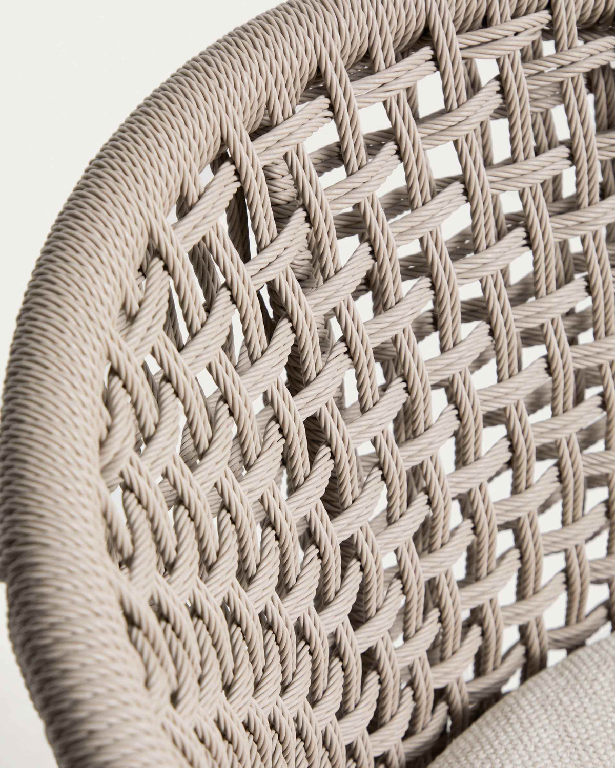 Chaise d'extérieur Japandi en aluminium effet bois et corde synthétique taupe - Lidario