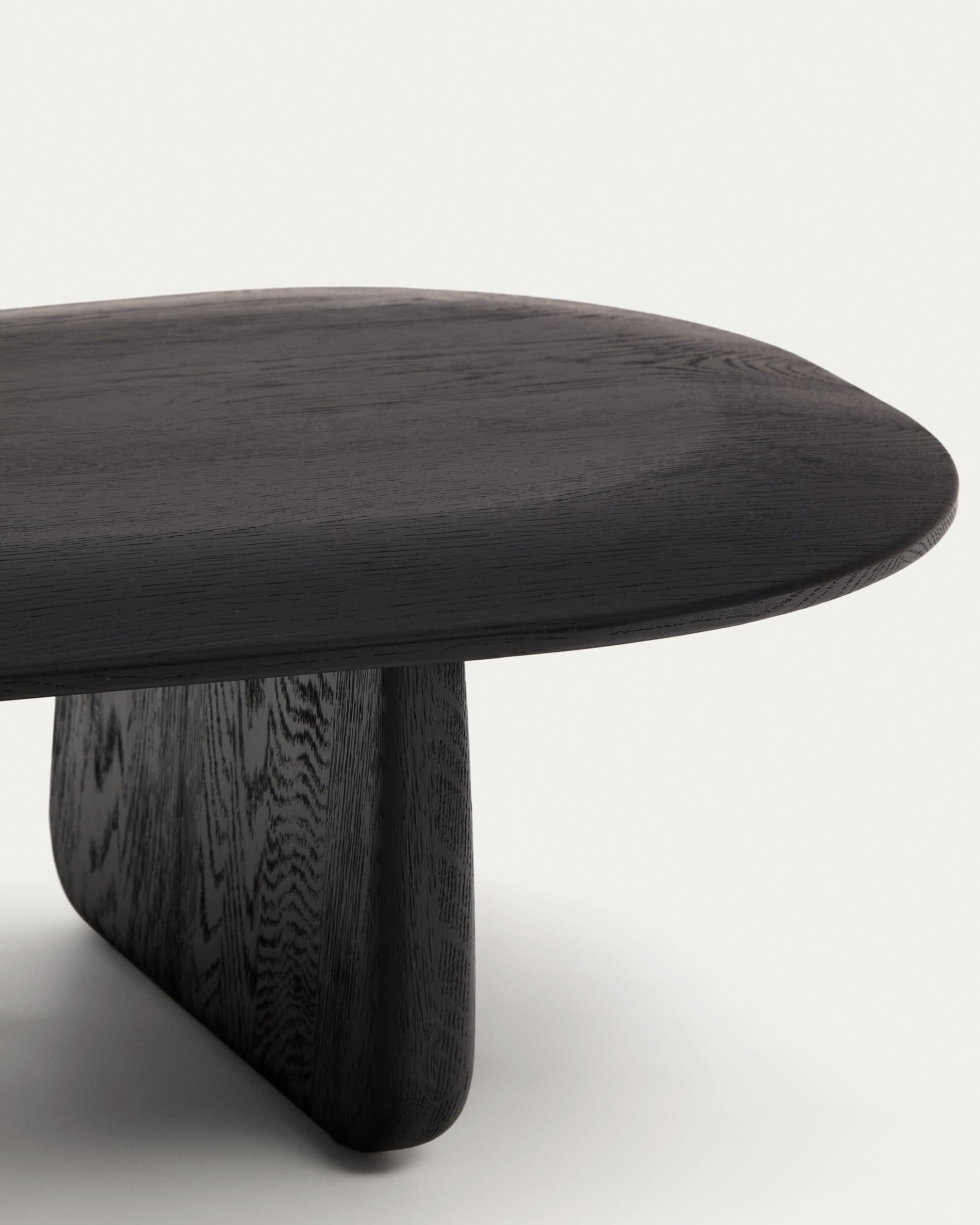Table basse Japandi en bois de chêne finition noire 147 x 65 cm - Pirita