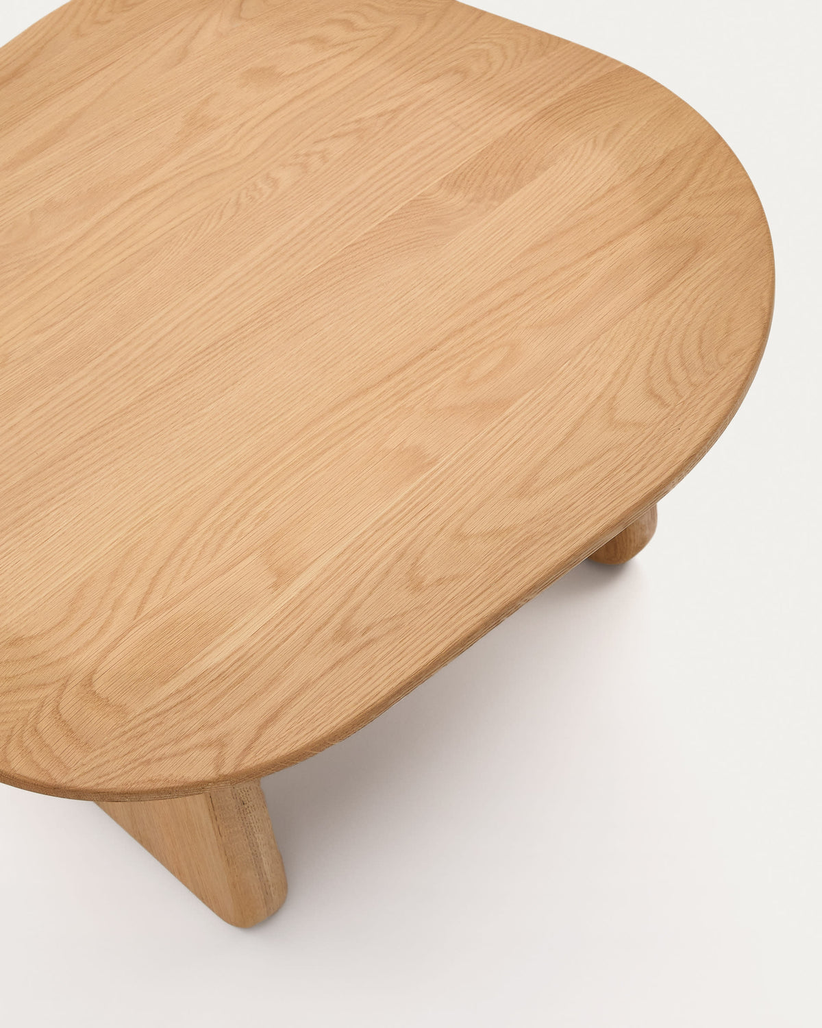 Table auxiliaire Japandi en bois de chêne finition naturelle 71 x 70 cm - Pirita