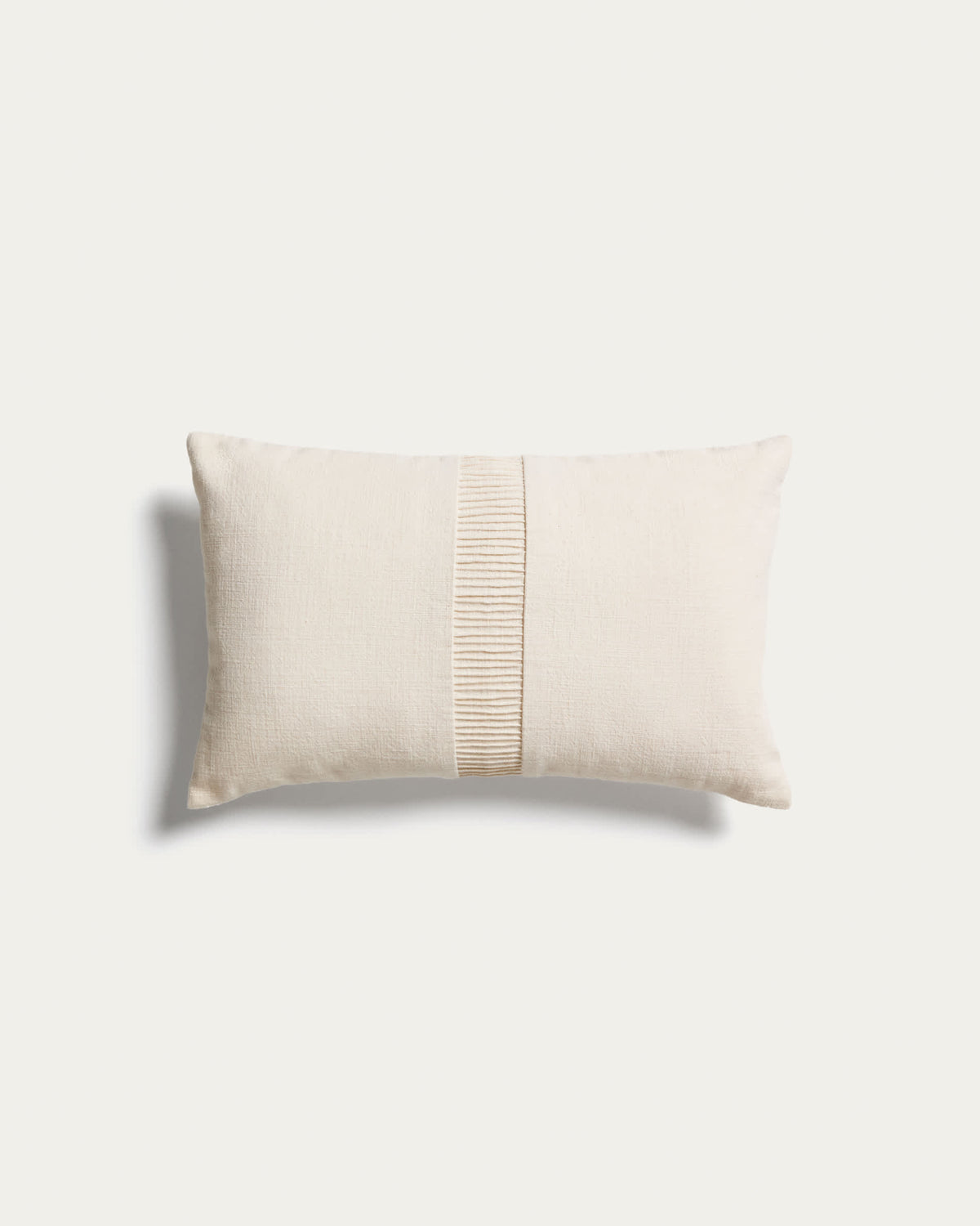 Housse de coussin Japandi en coton avec détail plissé écru 30 x 50 cm - Luadia