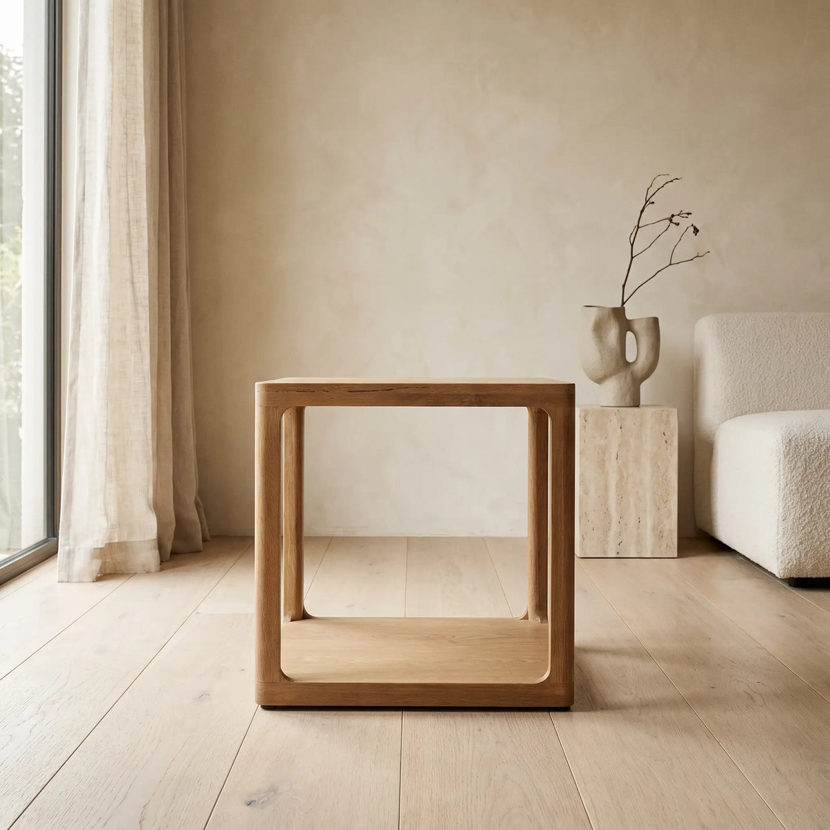Table d'appoint Japandi en bois de chêne 50 x 50 cm - Maymai